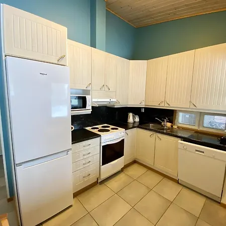 Holiday home Villenkuja 1